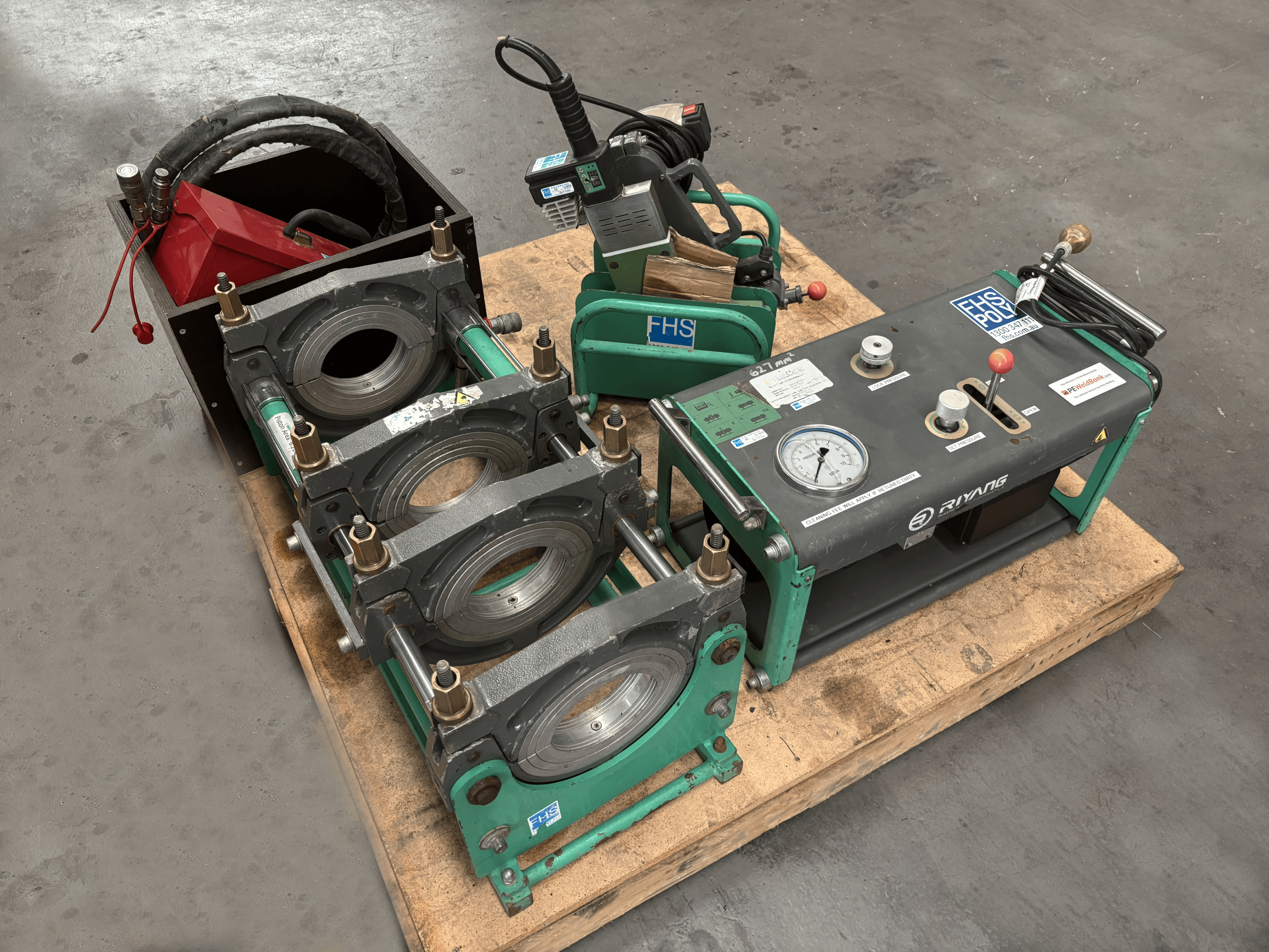 Hire Riyang 63-200mm Butt Welder